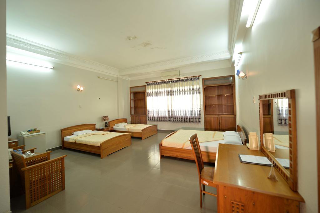Hoa Binh 2 Hotel Long Xuyên Exterior foto